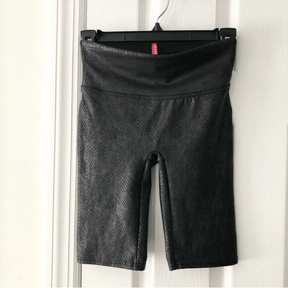 Spanx Black Faux Leather Snake Embossed High Rise Biker Shorts Small - Picture 2 of 6